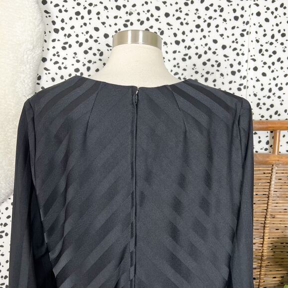 Lane Bryant | 60s Vintage First Lady Black Striped Bow Plus Size Shift Dress 14 - Picture 9 of 11